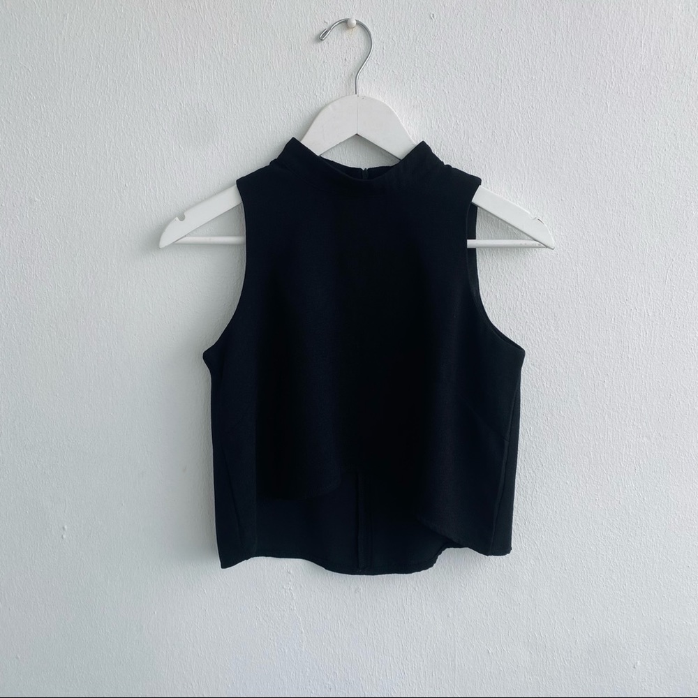🖤MISSGUIDED CROP TOP🖤